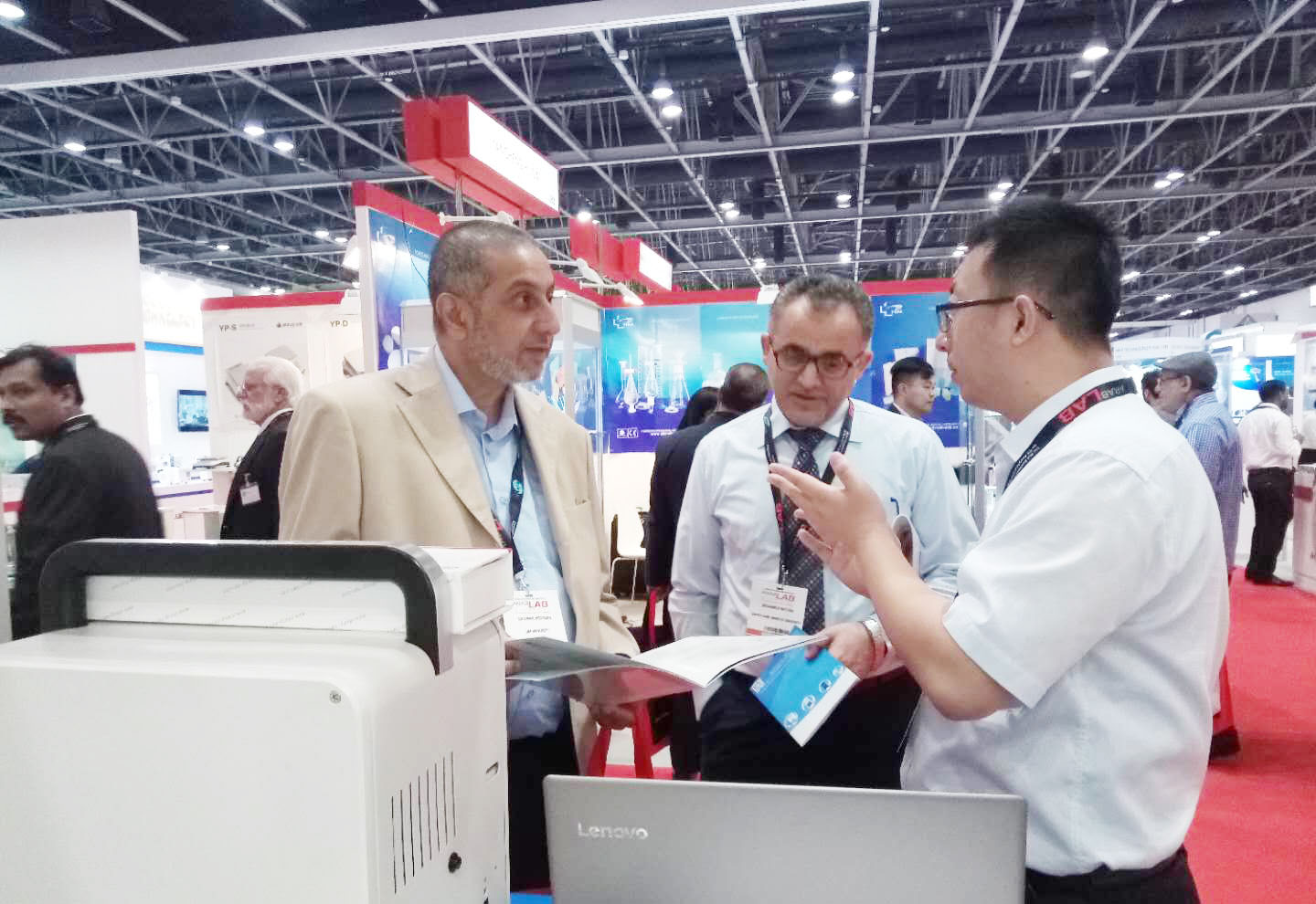 博天堂集团亮相ARAB LAB 2018，，，，，，，，精品仪器诠释中国智造之美