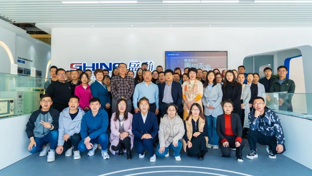 博天堂集团团队合影