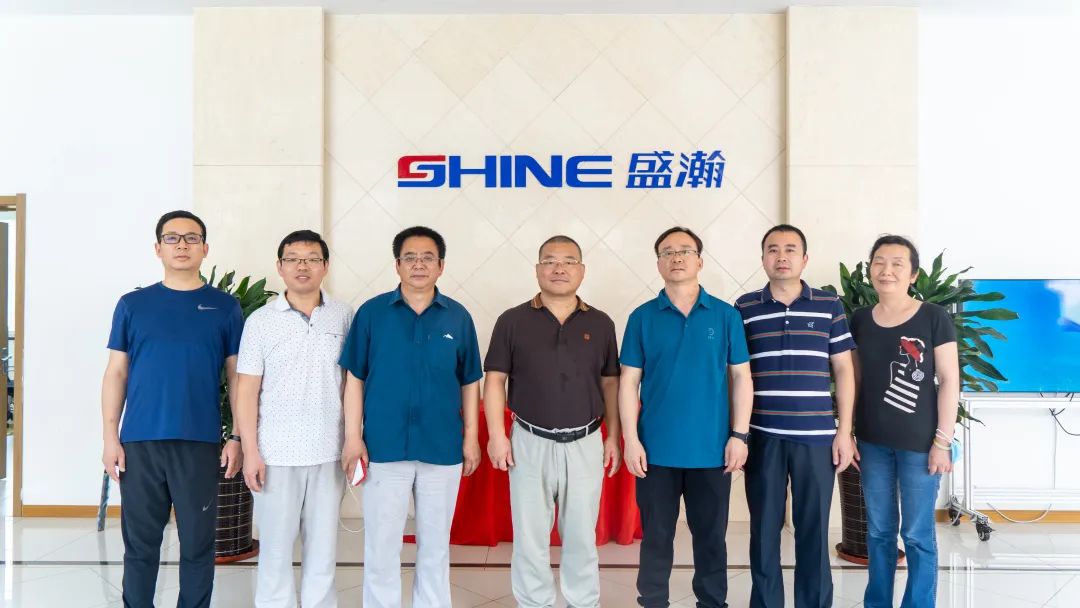 博天堂集团色谱与北京卫星造作厂签定结合开发和谈！